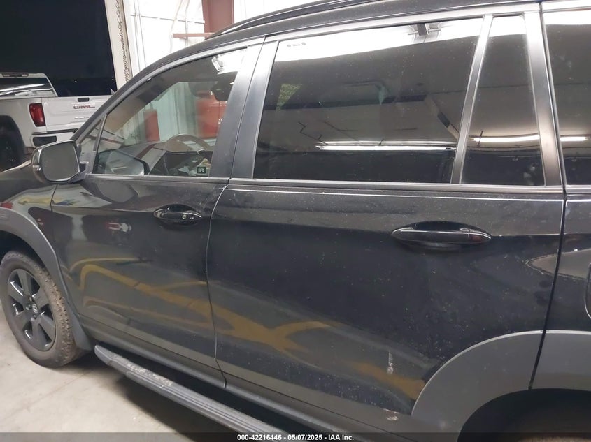 2022 HONDA PILOT VIN: 5FNYF6H81NB062109