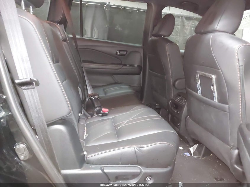 2022 HONDA PILOT VIN: 5FNYF6H81NB062109