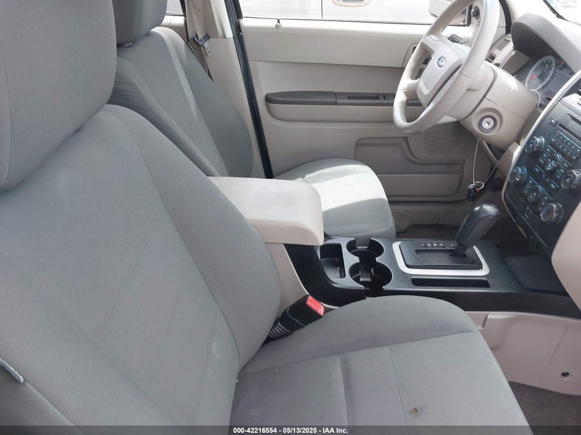 2010 FORD ESCAPE VIN: 1FMCU0C75AKA02502