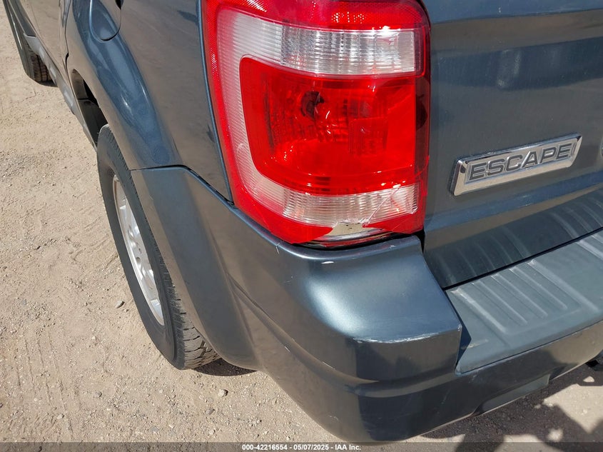 2010 FORD ESCAPE VIN: 1FMCU0C75AKA02502