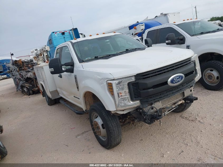 2019 Ford F-350 Chassis Xl VIN: 1FD8X3HT8KEF79643 Lot: 42216862