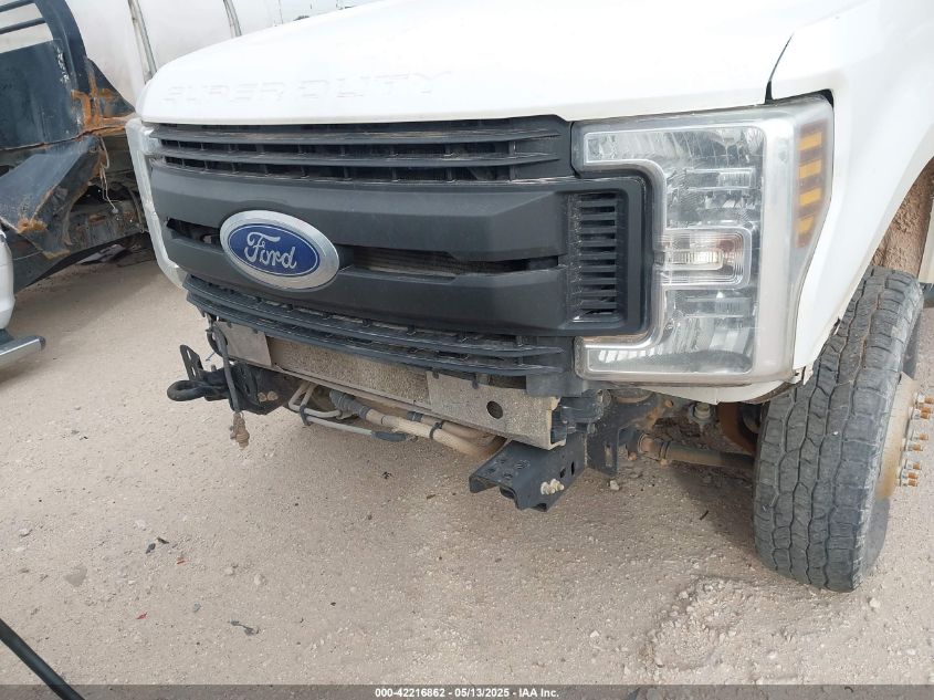 2019 Ford F-350 Chassis Xl VIN: 1FD8X3HT8KEF79643 Lot: 42216862
