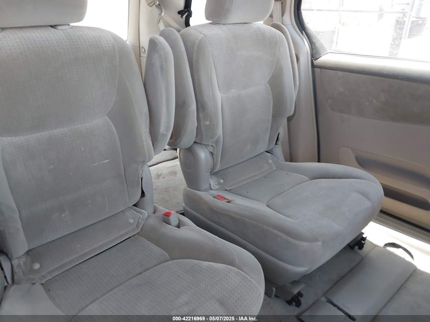 2007 TOYOTA SIENNA VIN: 5TDZK23C57S045350