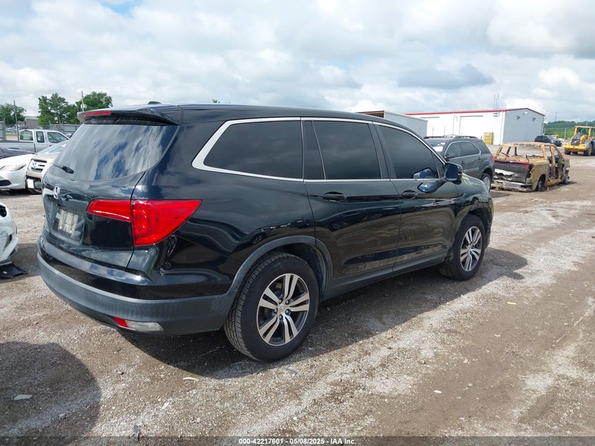 2018 HONDA PILOT VIN: 5FNYF5H53JB018980