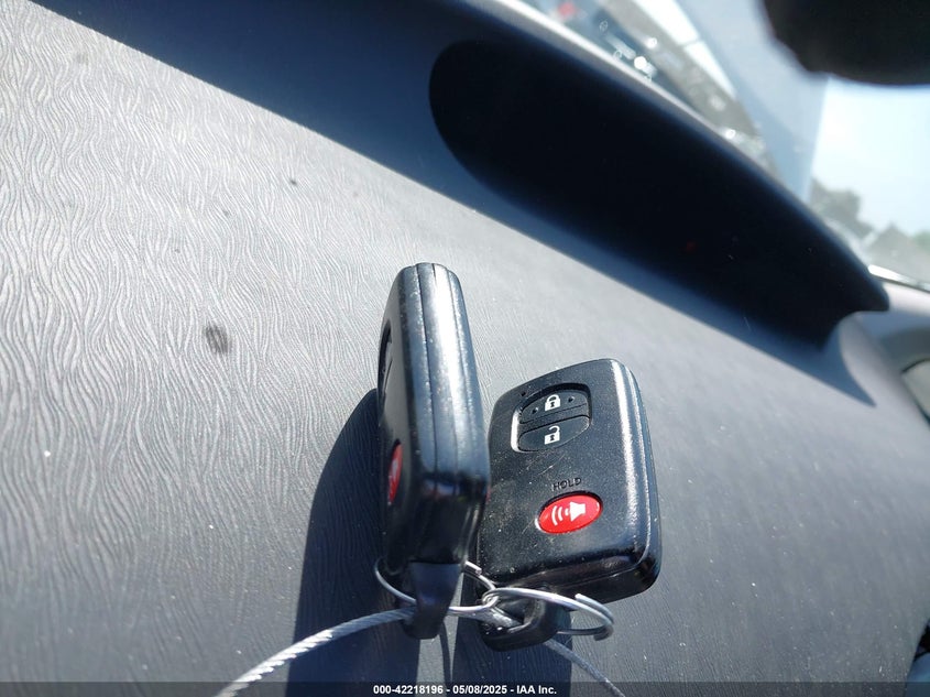 2010 TOYOTA PRIUS VIN: JTDKN3DU2A0236191