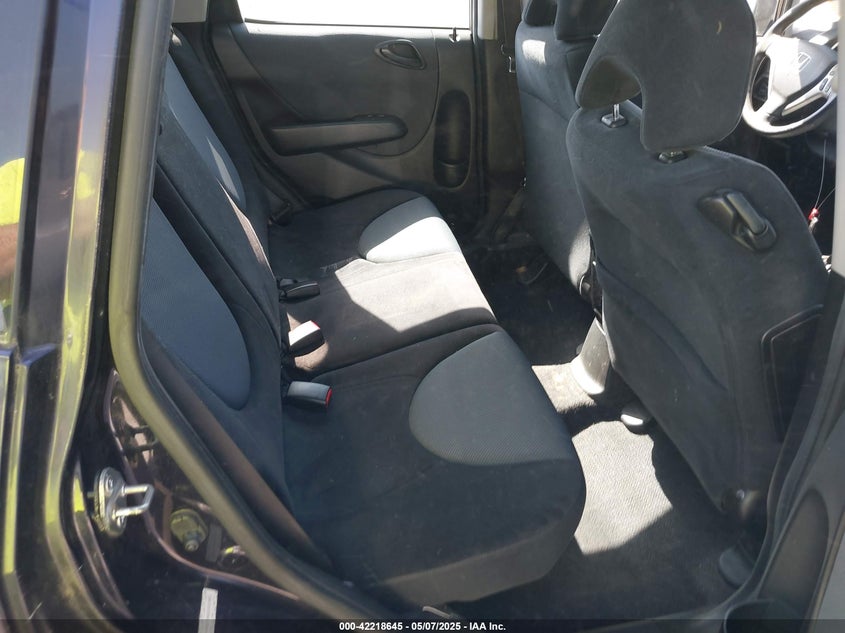 2008 HONDA FIT VIN: JHMGD38668S022953