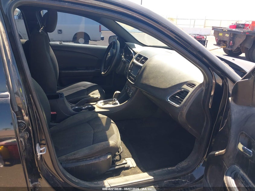 2011 DODGE AVENGER VIN: 1B3BD4FB4BN617034