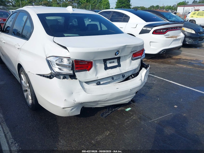 2014 BMW 320 VIN: WBA3B1C57EK133240