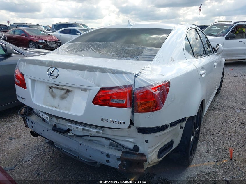 JTHBE262685021012 2008 LEXUS IS photo no. 4