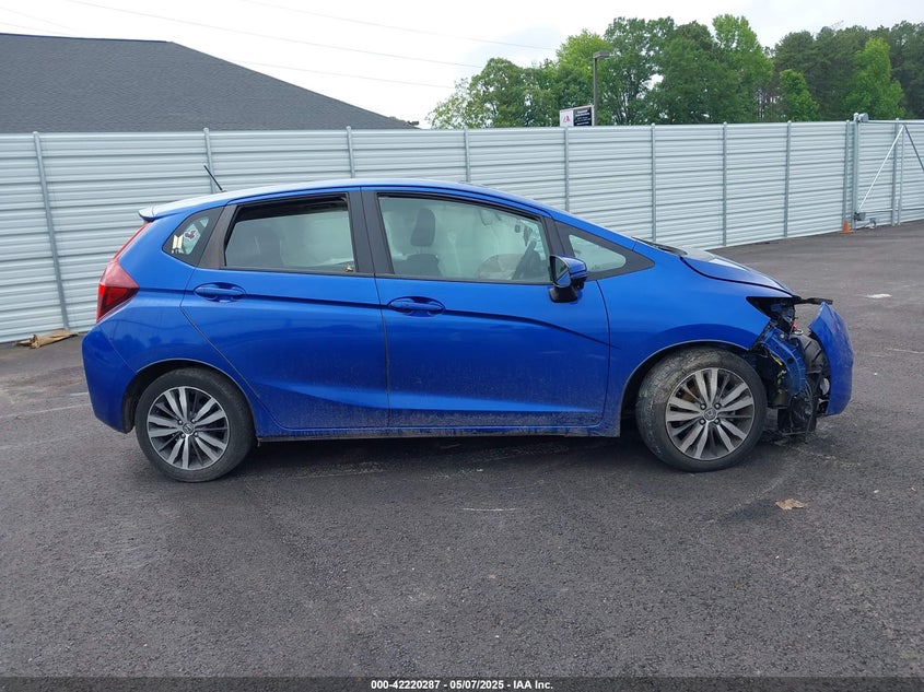 2015 HONDA FIT VIN: 3HGGK5H85FM756706