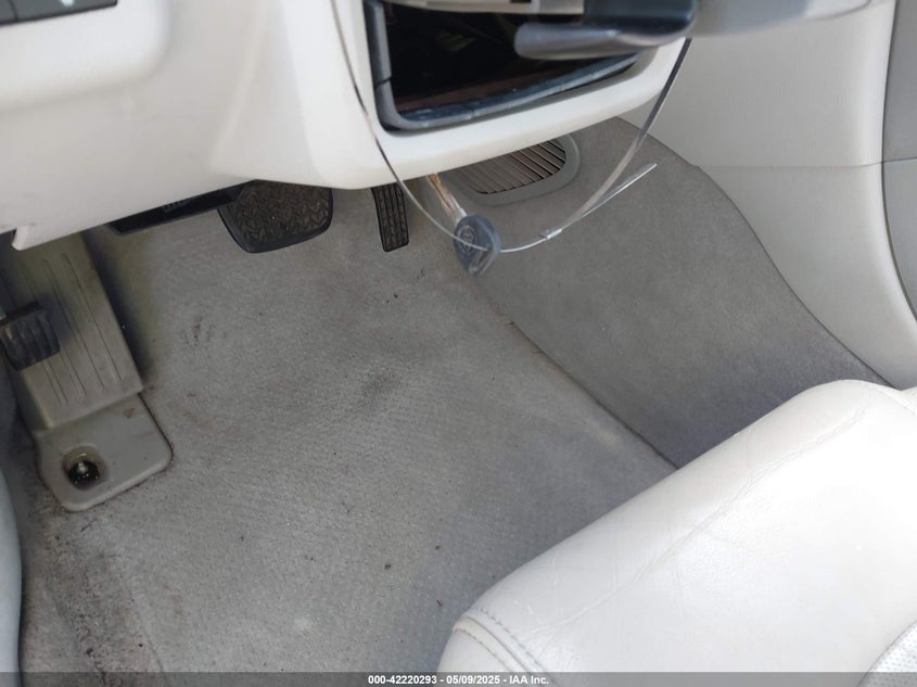 2008 Buick Enclave Cxl VIN: 5GAER23758J211654 Lot: 42220293