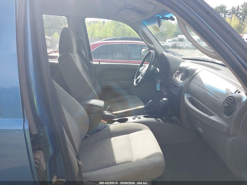 2006 JEEP LIBERTY VIN: 1J4GL48KX6W250767