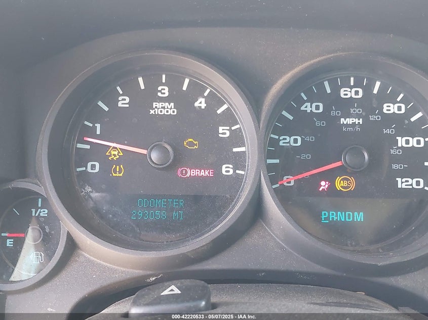 2010 CHEVROLET SILVERADO 1500 VIN: 1GCPKPE00AZ172455
