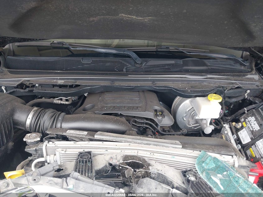 2020 RAM 1500 LARAMIE  4X2 5'7 BOX - 1C6RREJT3LN209153