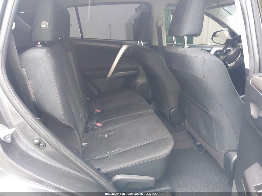 2018 TOYOTA RAV4 VIN: JTMZFREV1JJ734124