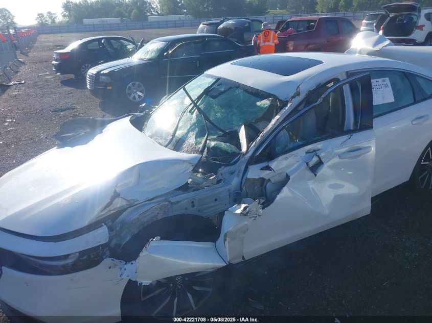 2023 Honda Accord Hybrid Touring VIN: 1HGCY2F82PA027365 Lot: 42221708