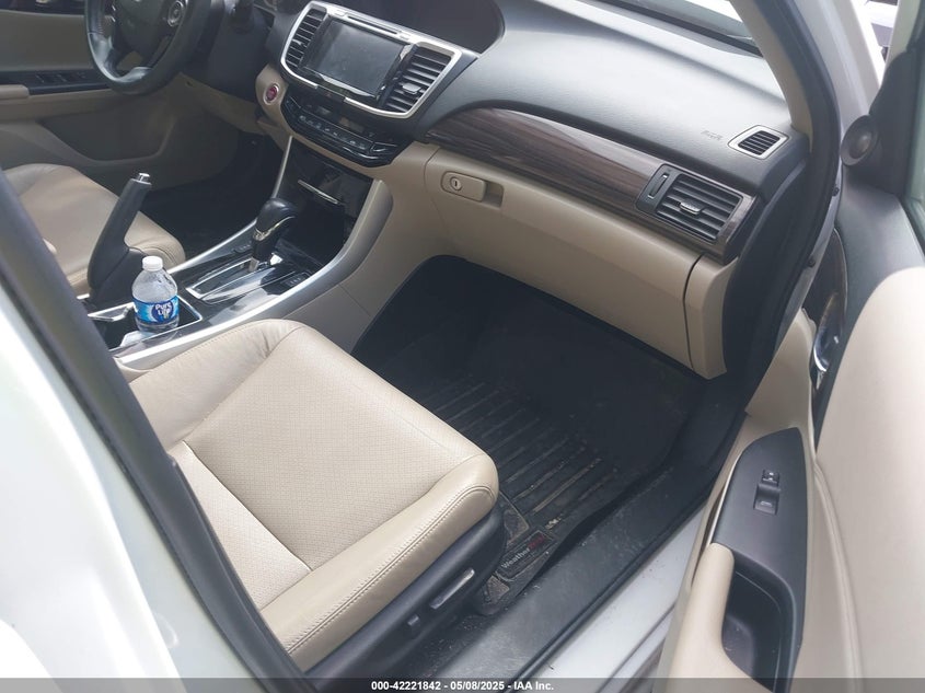 2017 HONDA ACCORD VIN: 1HGCR3F87HA001008