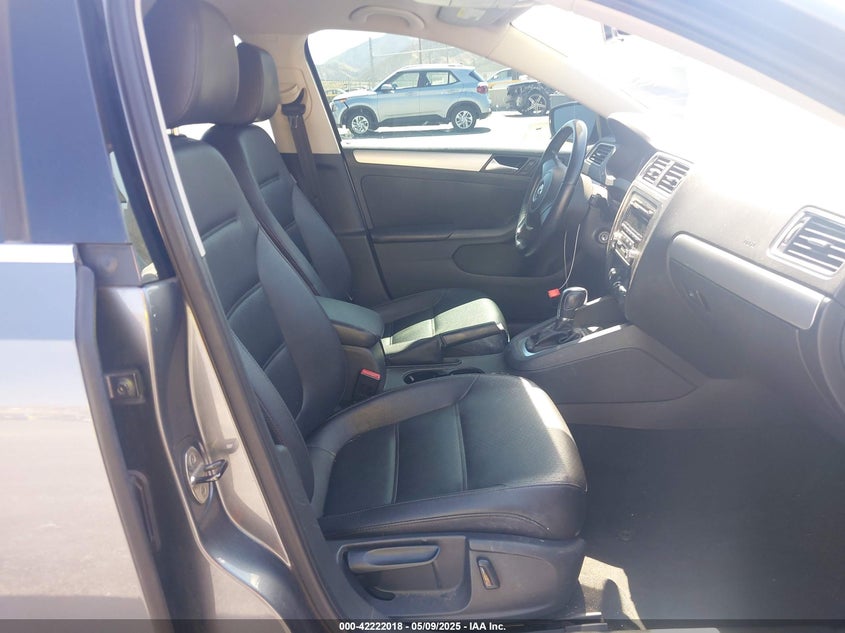 2013 VOLKSWAGEN JETTA VIN: 3VWDP7AJ6DM291262