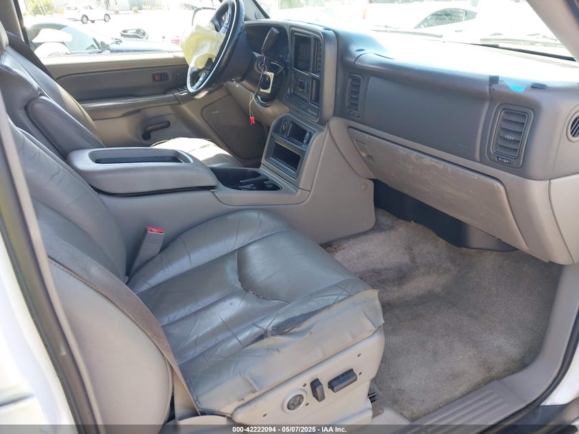 1GNEK13T03J222636 2003 CHEVROLET TAHOE photo no. 5