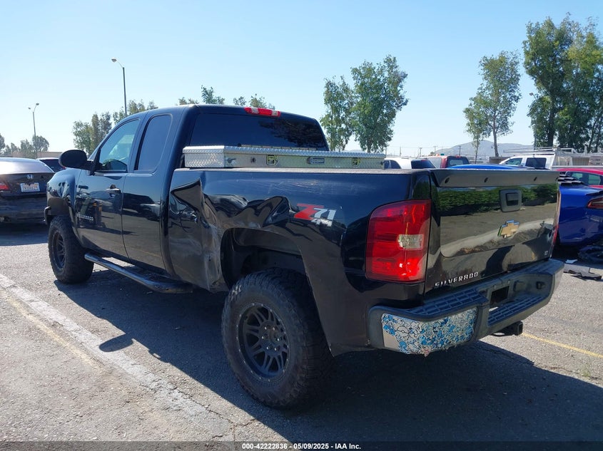 2007 CHEVROLET SILVERADO VIN: 1GCEK19C57Z517013
