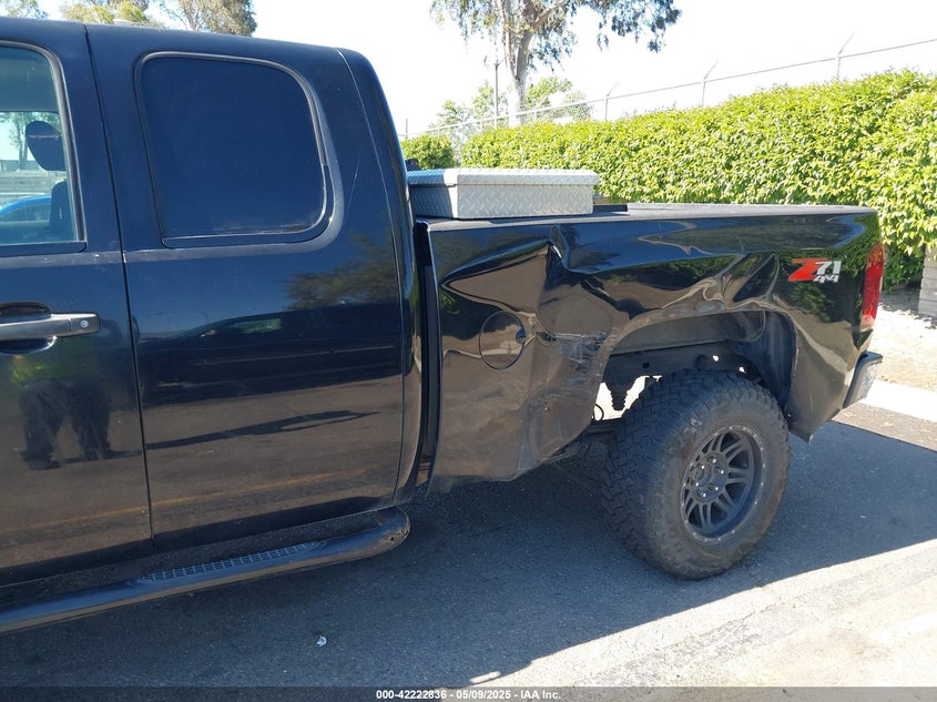 2007 CHEVROLET SILVERADO VIN: 1GCEK19C57Z517013