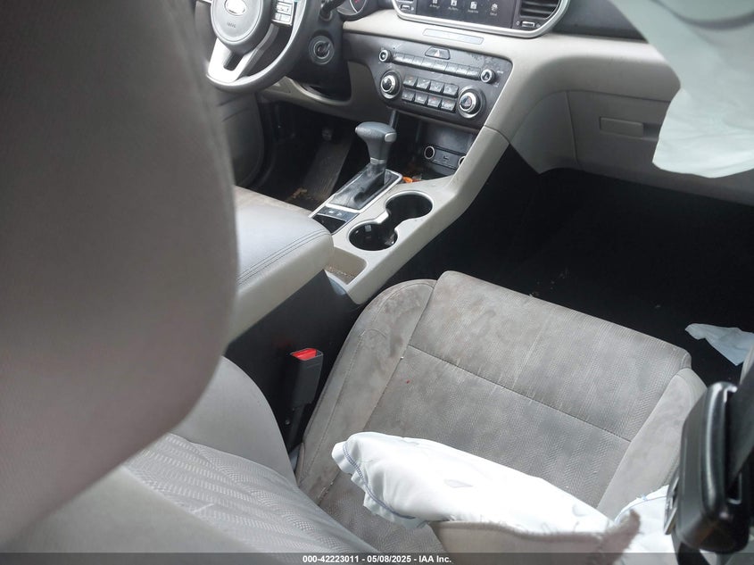 2022 KIA SPORTAGE VIN: KNDPM3AC8N7010111