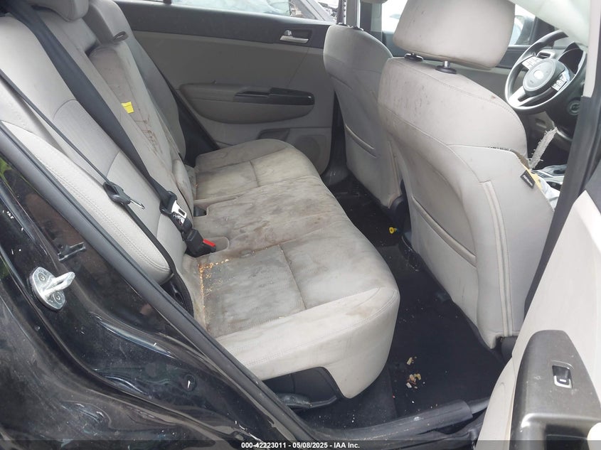 2022 KIA SPORTAGE VIN: KNDPM3AC8N7010111