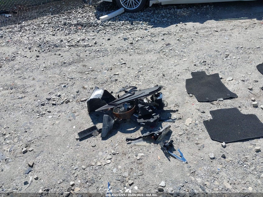 2015 SUBARU FORESTER 2.5I PREMIUM - JF2SJADC2FH502780