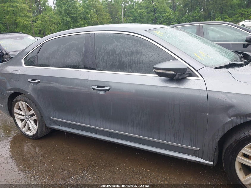 2016 VOLKSWAGEN PASSAT VIN: 1VWCM7A32GC002244