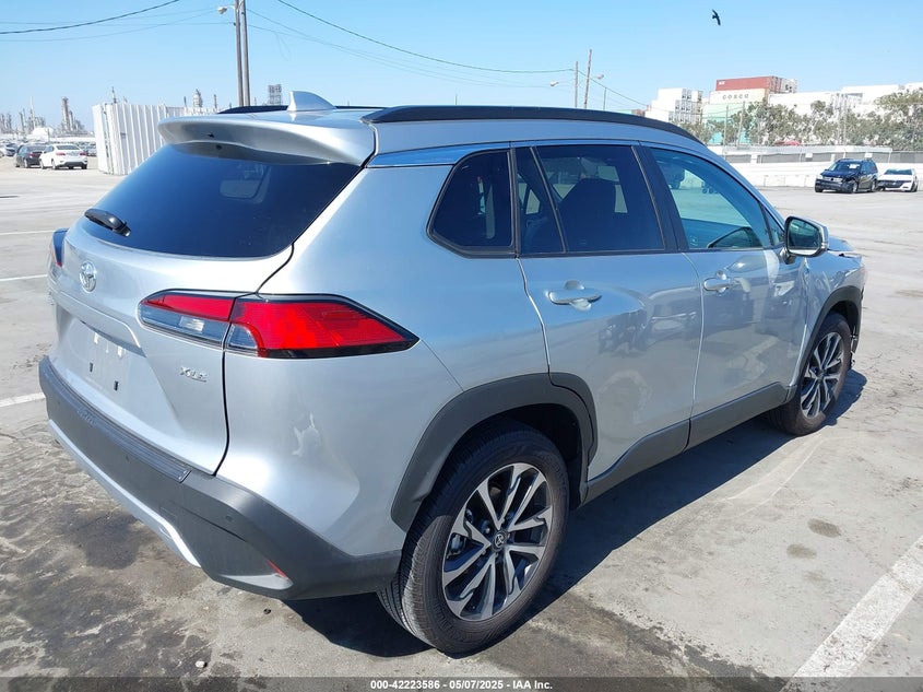 2024 TOYOTA COROLLA CROSS XLE - 7MUDAAAG9RV097523