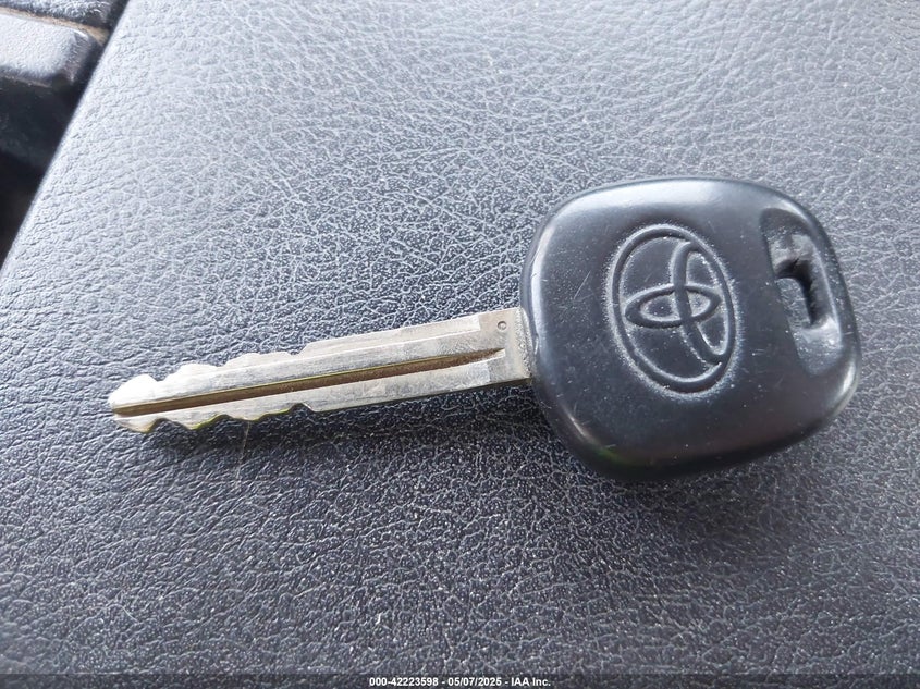 2010 TOYOTA TUNDRA VIN: 5TFRY5F15AX089893