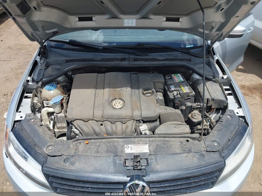 2011 VOLKSWAGEN JETTA VIN: 3VWDZ7AJ9BM324911