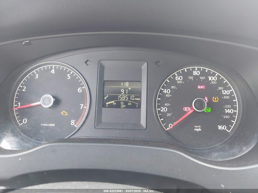 2011 VOLKSWAGEN JETTA VIN: 3VWDZ7AJ9BM324911
