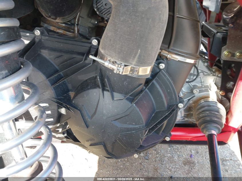 2024 Can-Am Maverick X3 Max - 3JBVNAV27RE001435