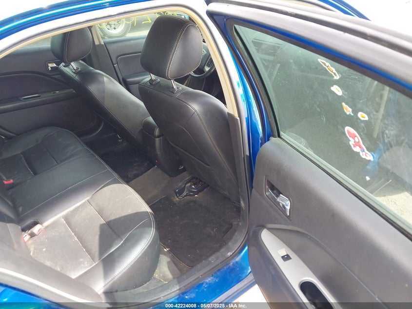 2011 FORD FUSION VIN: 3FAHP0JG2BR133152