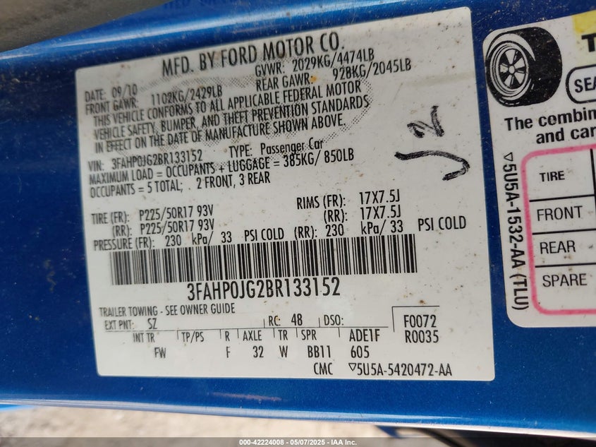 2011 FORD FUSION VIN: 3FAHP0JG2BR133152
