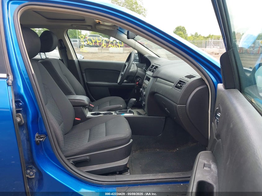 2011 FORD FUSION VIN: 3FAHP0HA4BR272569