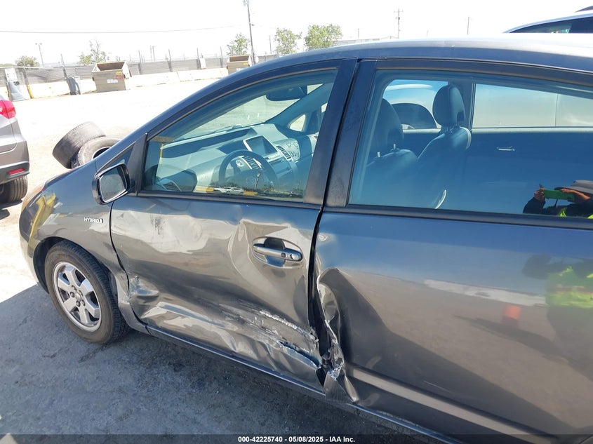2007 TOYOTA PRIUS VIN: JTDKB20UX73217307
