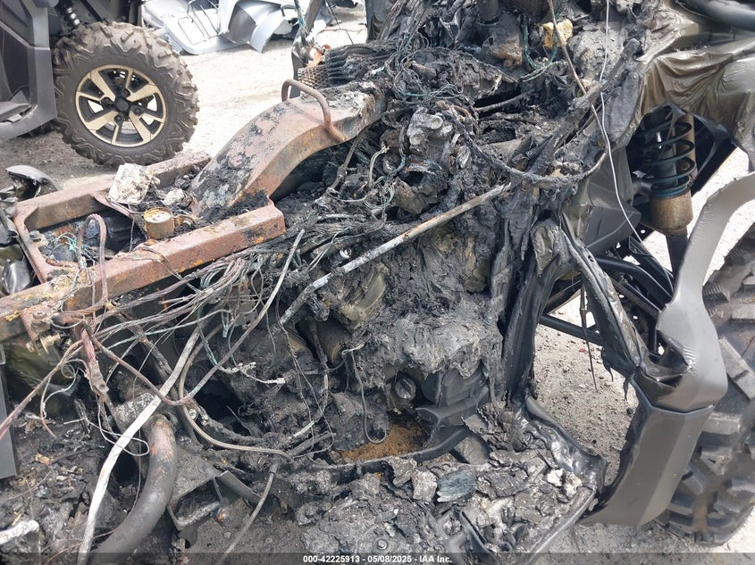 2021 CAN-AM OUTLANDER XT 570/MOSSY OAK HUNTING EDITION 570 - 3JBLKAT42MJ001136