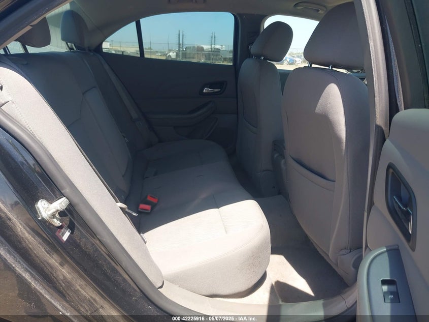 2013 CHEVROLET MALIBU VIN: 1G11B5SA2DF259621