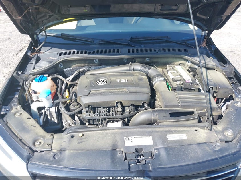 2014 VOLKSWAGEN JETTA VIN: 3VWD07AJ5EM291940