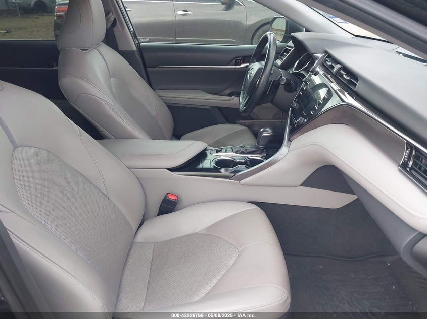 2019 TOYOTA CAMRY XSE - 4T1B61HK4KU830894