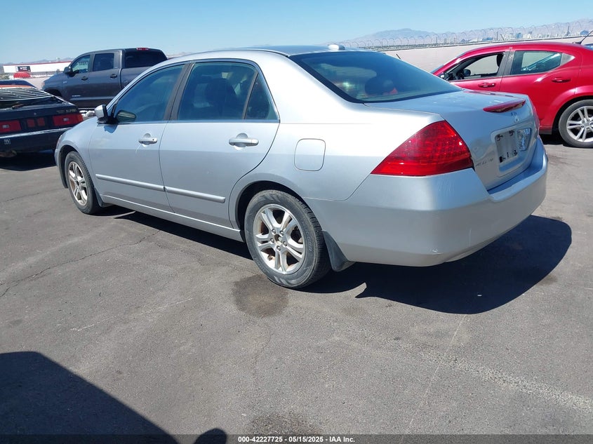 2007 HONDA ACCORD VIN: 1HGCM568X7A112080