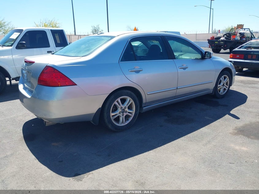 2007 HONDA ACCORD VIN: 1HGCM568X7A112080