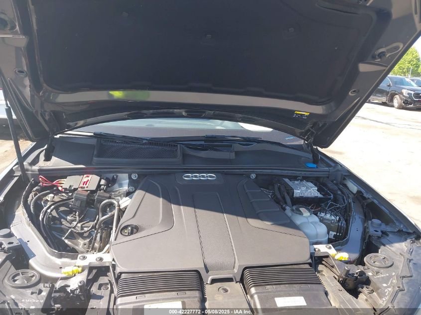 2021 Audi Q7 - WA1LJAF79MD015819