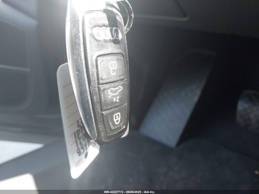 2021 Audi Q7 - WA1LJAF79MD015819