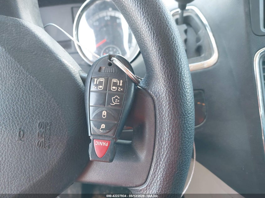 2014 DODGE GRAND CARAVAN SXT - 2C4RDGCG6ER392508