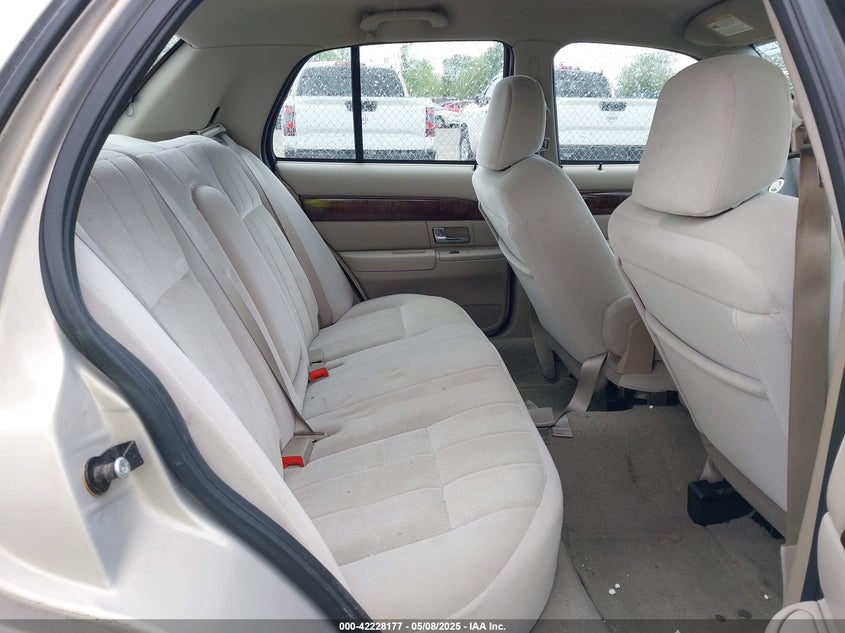 2008 MERCURY GRAND MARQUIS VIN: 2MEFM74V88X604663