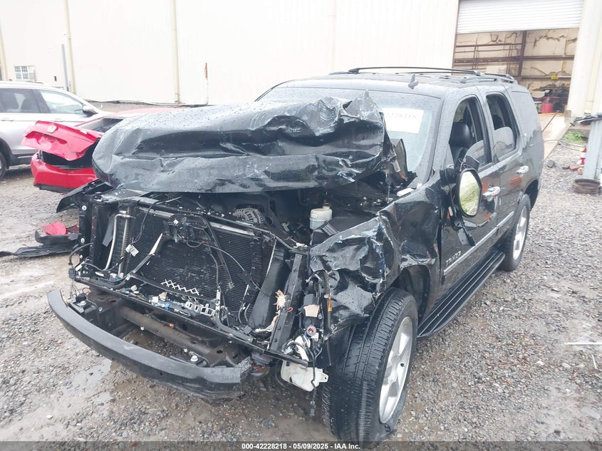 2011 Chevrolet Tahoe Ltz VIN: 1GNSCCE06BR104444 Lot: 42228218