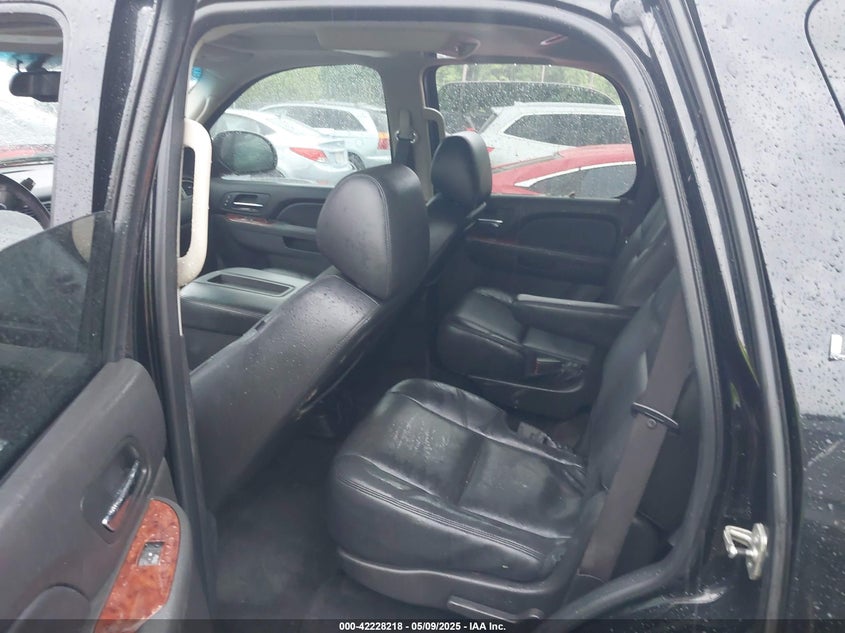 2011 Chevrolet Tahoe Ltz VIN: 1GNSCCE06BR104444 Lot: 42228218